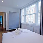 Imperial Middlesex Street Apartments